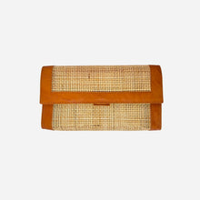 Load image into Gallery viewer, Seoul Clutch - Tan