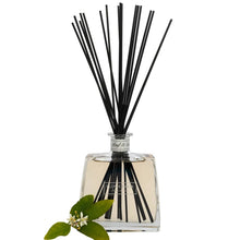 Load image into Gallery viewer, Fig Leaf & Cedar Hallmark Diffuser 700ml