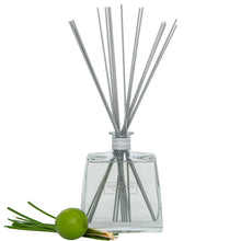 Load image into Gallery viewer, Fresh Lemongrass Hallmark Diffuser 700ml