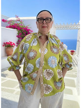 Load image into Gallery viewer, Tropical Print Shirt - Pistachio