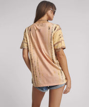 Load image into Gallery viewer, It's Juicy In Jamaica Boyfriend Tee - Peach