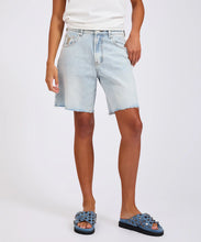 Load image into Gallery viewer, Jackson Mid Waist Wide Leg Denim Shorts - Blue Latte