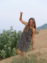 Load image into Gallery viewer, Kalsoy Mini Dress - Dark Plum