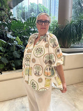 Load image into Gallery viewer, Tropical Linen Blend Blouse