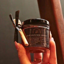 Load image into Gallery viewer, Chai Infused Hyper-Local Honey