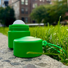 Load image into Gallery viewer, Solmate Refillable Sunscreen Applicators - 50ml