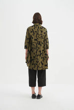 Load image into Gallery viewer, Swing Back Moss/Black Print