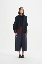 Load image into Gallery viewer, Classic Trouser - Navy