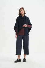 Load image into Gallery viewer, Classic Trouser - Navy