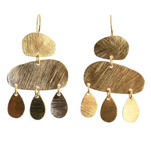 Load image into Gallery viewer, Melanie Woods Gold Earrings