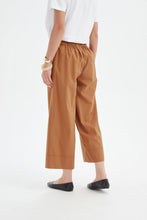 Load image into Gallery viewer, Classic Lyocell Pant - Russet