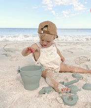 Load image into Gallery viewer, Silicone 8pc Bucket & Spade Set - Sage