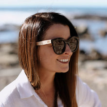 Load image into Gallery viewer, Soek Sunglasses - Milla Khaki