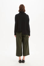 Load image into Gallery viewer, Roll Hem Pocket Knit - Black