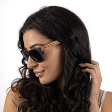 Load image into Gallery viewer, Soek Sunglasses - Balmoral