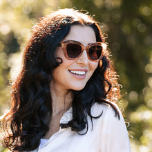 Load image into Gallery viewer, Soek Sunglasses - Eden Crystal
