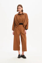Load image into Gallery viewer, Classic Trouser - Amberstone