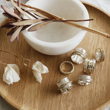Load image into Gallery viewer, Blessings meditation spinning ring