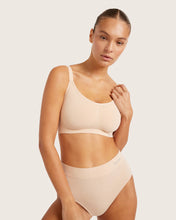 Load image into Gallery viewer, Full Bust Wireless Bra
