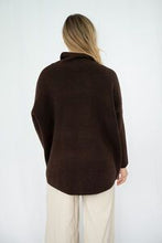 Load image into Gallery viewer, Wool Mix Turtle Neck Fria Jumper – Chocolate
