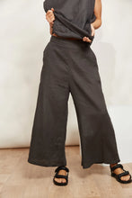 Load image into Gallery viewer, Halcyon Crop Pant - Oyster
