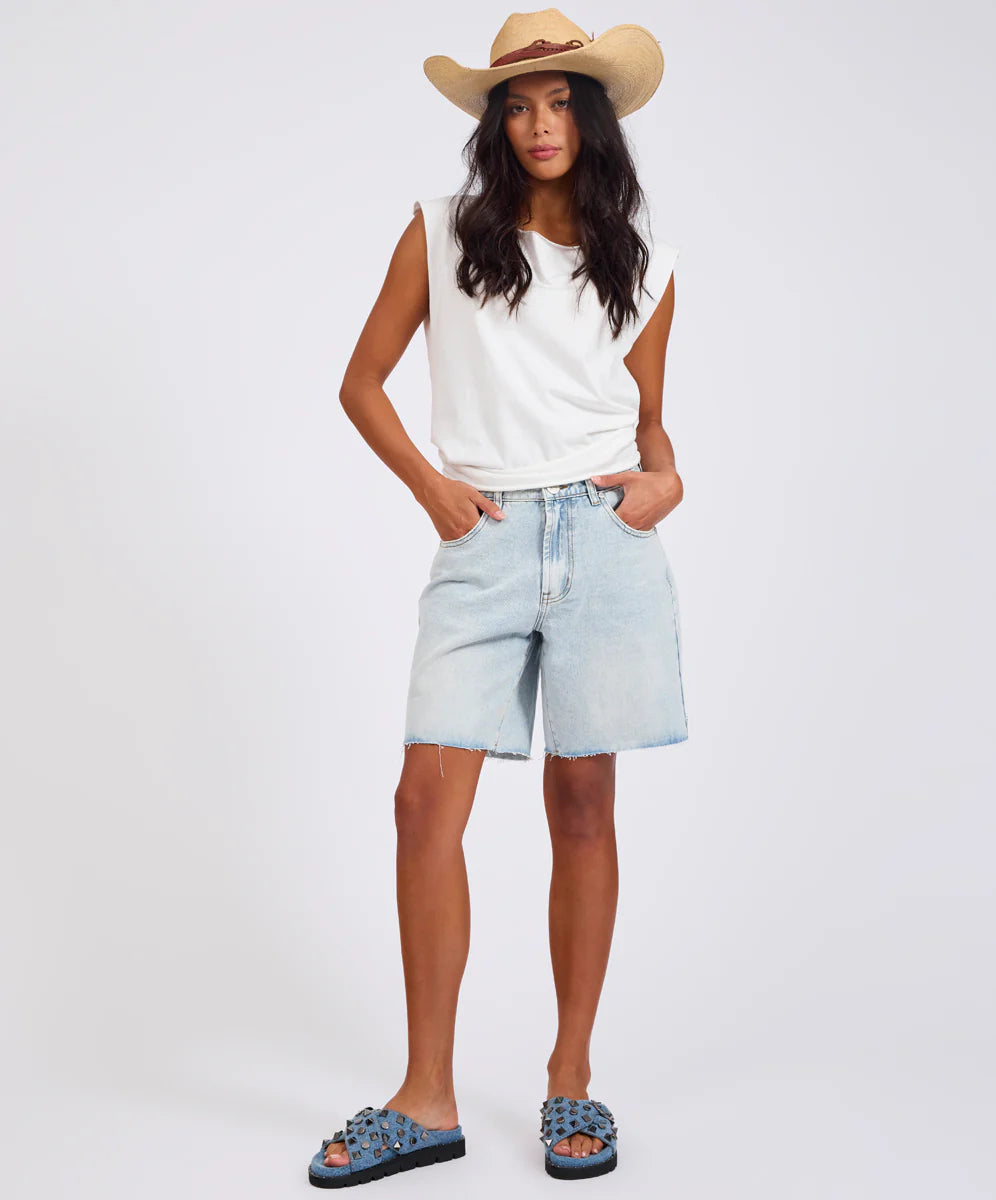 Jackson Mid Waist Wide Leg Denim Shorts - Blue Latte