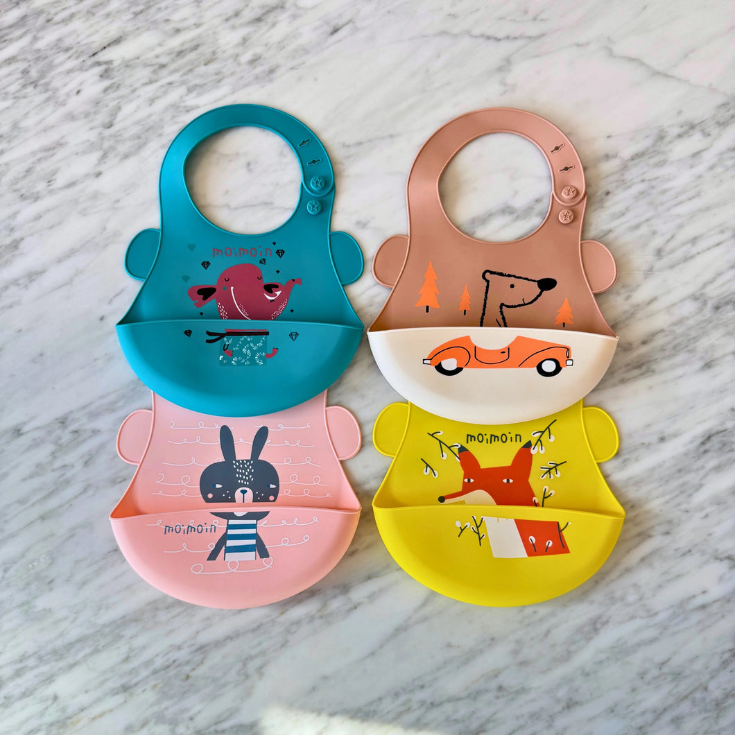 Bowly Moly Bib