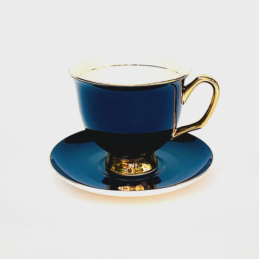 Lyndal. T Navy Teacup & Saucer XL