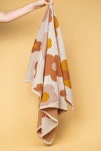 Load image into Gallery viewer, Organic Cotton Knitted  Bloom Blanket
