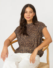 Load image into Gallery viewer, Dana Top Leopard Stella &amp; Gemma
