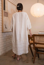 Load image into Gallery viewer, The Carter Malle Linen Dress - Off White Nutmeg Stripe OSFA
