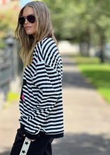 Load image into Gallery viewer, Star Stripe Black/White Stripe Waffle Top
