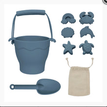 Load image into Gallery viewer, Silicone 8pc Bucket &amp; Spade Set - Steel Blue
