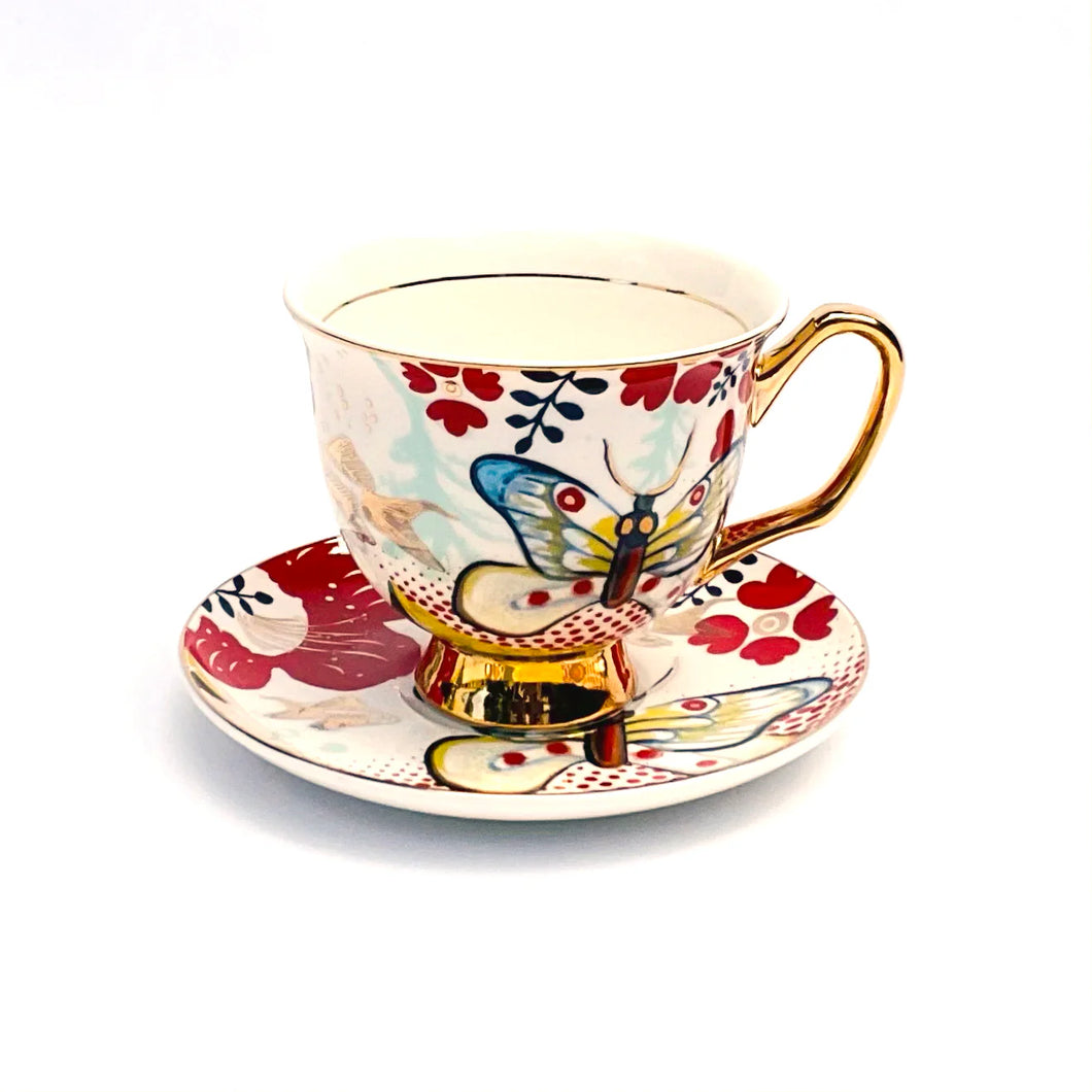 Lyndal. T Butterfly Teacup & Saucer XL