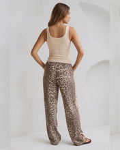 Load image into Gallery viewer, Leopard Print Cotton Jean
