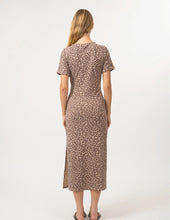 Load image into Gallery viewer, Tilly Dress Leopard
