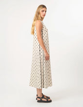 Load image into Gallery viewer, Marilyn Dress Linen Spot
