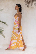 Load image into Gallery viewer, Summer Breeze Maxi - Pink Flamingo
