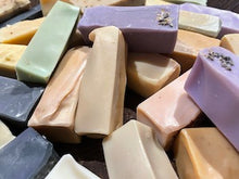 Load image into Gallery viewer, Wheelers  Hill Guest Soaps
