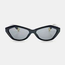 Load image into Gallery viewer, Meeka Sunglasses - Black
