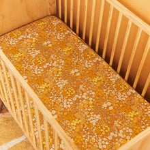 Load image into Gallery viewer, Banabae Organic Cotton Fitted Cot Sheet - Honey Bunch
