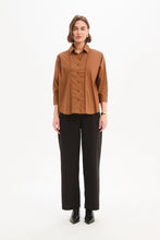 Load image into Gallery viewer, Panel Front Bind Shirt - Amberstone
