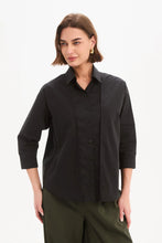 Load image into Gallery viewer, Panel Front Bind Shirt - Black
