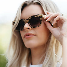 Load image into Gallery viewer, Soek Sunglasses - Zahra Opal Tort
