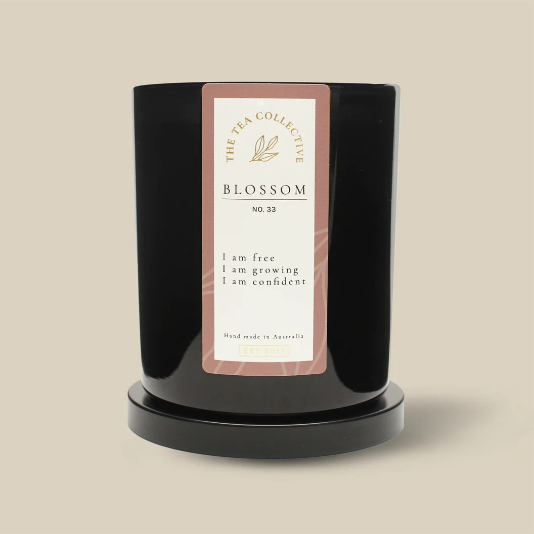 Luxury Candle No.33 - Blossom The Tea Collective