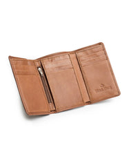 Load image into Gallery viewer, Leif Wallet - Vintage Tan
